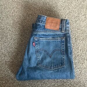 Levi’s Wedgie Jeans